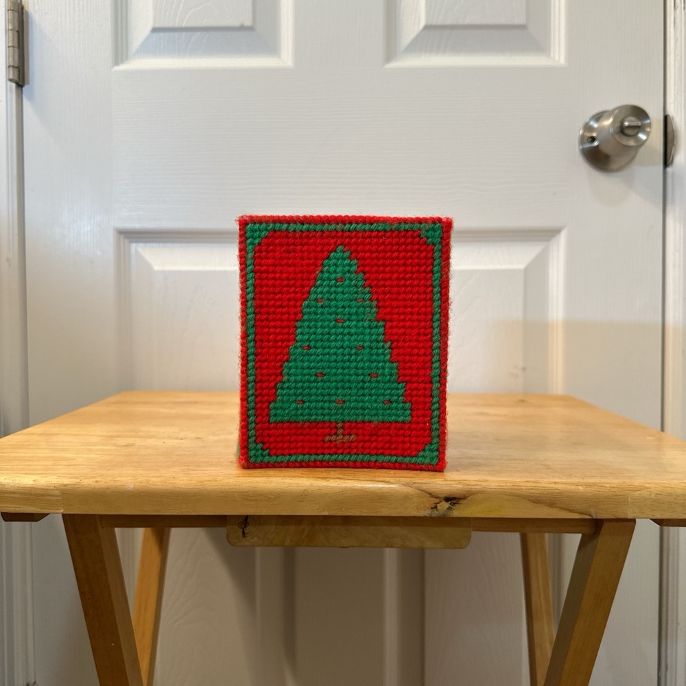 Vintage Christmas Square Tissue Box Holder